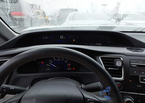 2014 Honda Civic Lx z USA, uszkodzony, nr VIN 2HGFB2F55EH503529